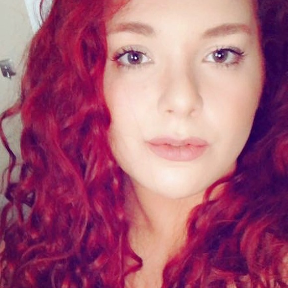 Meet the Posher Other - Meet your Posher, Erin